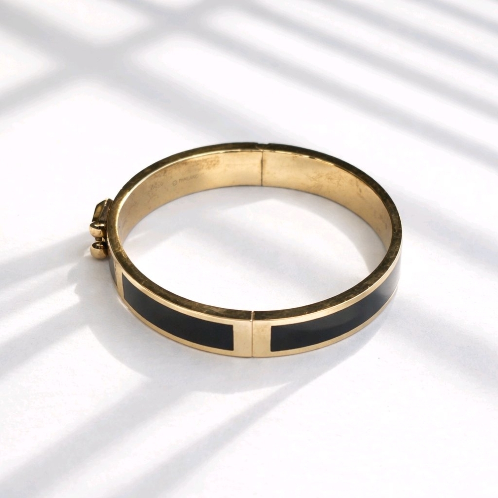 Coach Black Enameled Hinged Bangle Gold Plated Brass Black Enamel Side Clasp - Picture 2 of 8